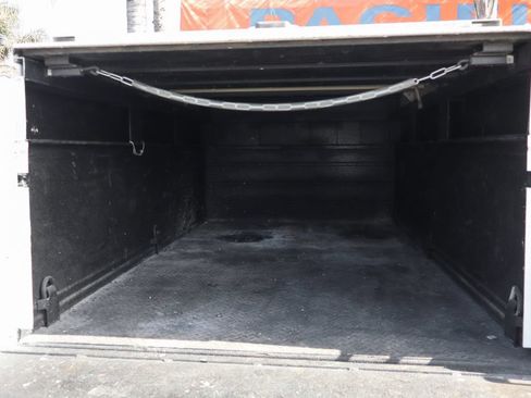 Used 2018 Ford F350 XL w/ Power Equipment Group RWD image 8