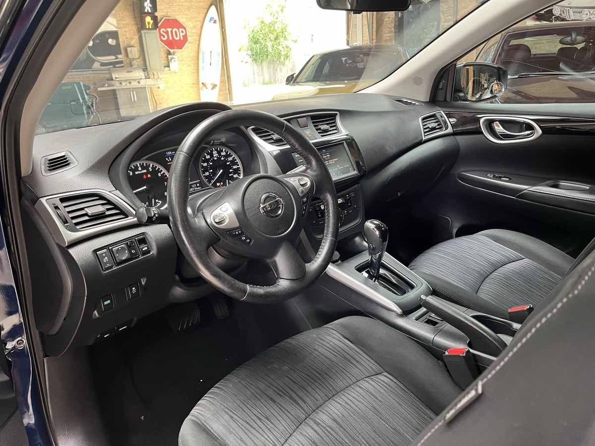 Used 2019 Nissan Sentra SV w/ Special Edition Package FWD image 8