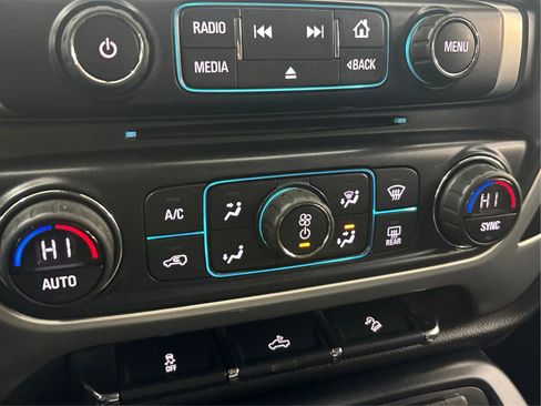 Used 2017 GMC Sierra 1500 SLE w/ SLE Value Package image 37