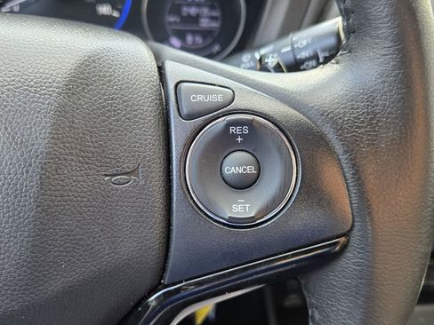 Used 2021 Honda HR-V Sport image 24