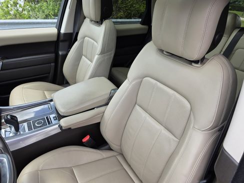 Certified 2022 Land Rover Range Rover Sport HSE Silver Edition image 12