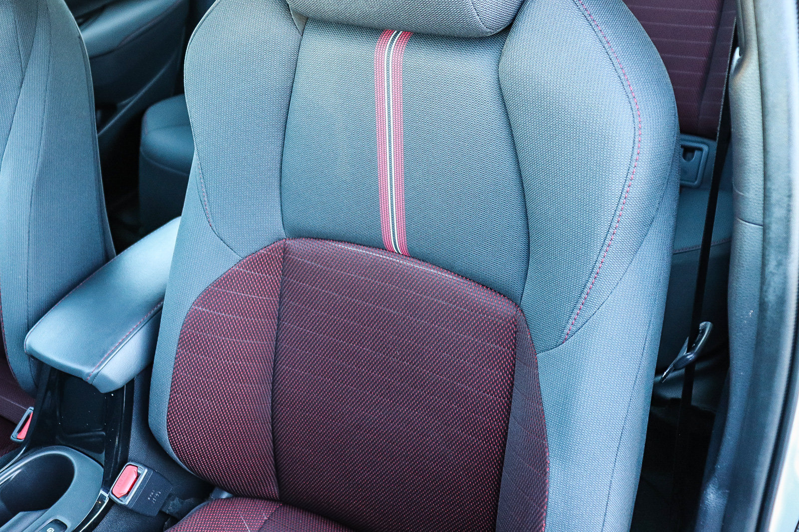 Certified 2025 Toyota Corolla SE FWD image 25