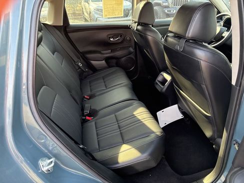 Used 2023 Honda HR-V EX-L image 11