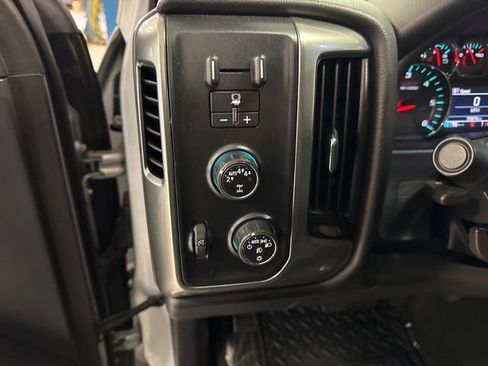 Used 2017 Chevrolet Silverado 1500 LT w/ All Star Edition AWD/4WD image 34