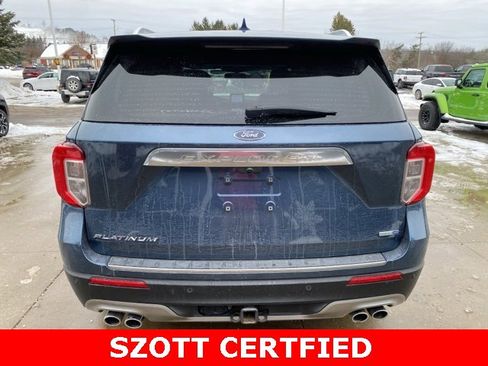 Used 2020 Ford Explorer Platinum w/ Premium Technology Package image 4