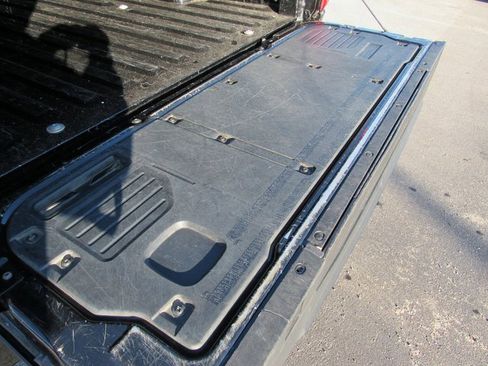 Used 2022 Ford F150 Limited image 33