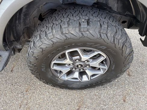 Used 2023 Ford Bronco Badlands AWD/4WD image 10