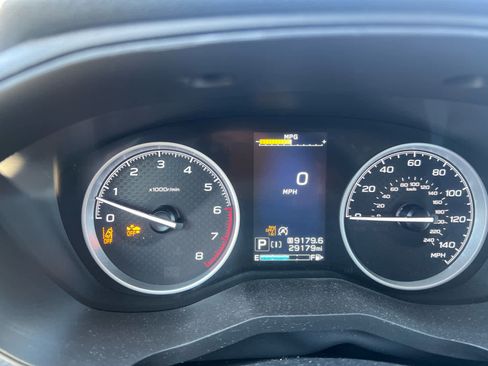 Used 2023 Subaru Forester Premium AWD/4WD image 6