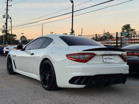Used 2013 Maserati GranTurismo Sport image 8