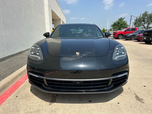 Used 2017 Porsche Panamera 4 AWD/4WD image 2