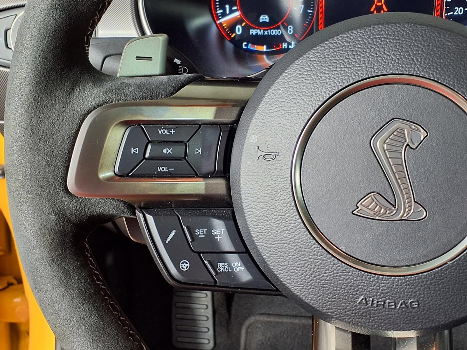 Used 2022 Ford Mustang Shelby GT500 w/ Technology Package RWD image 25