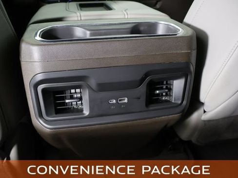 Used 2022 Chevrolet Silverado 1500 RST AWD/4WD image 21