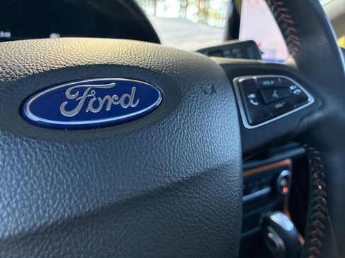 Used 2022 Ford EcoSport SE w/ SE Convenience Package image 28