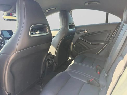 Used 2018 Mercedes-Benz CLA 250 image 16