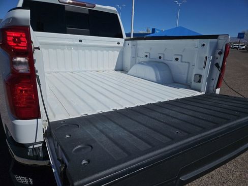 Used 2022 Chevrolet Silverado 1500 LT w/ Texas Edition Plus image 10