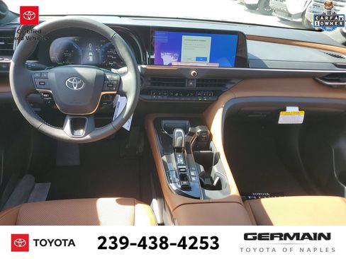 Certified 2026 Toyota Crown AWD/4WD image 18