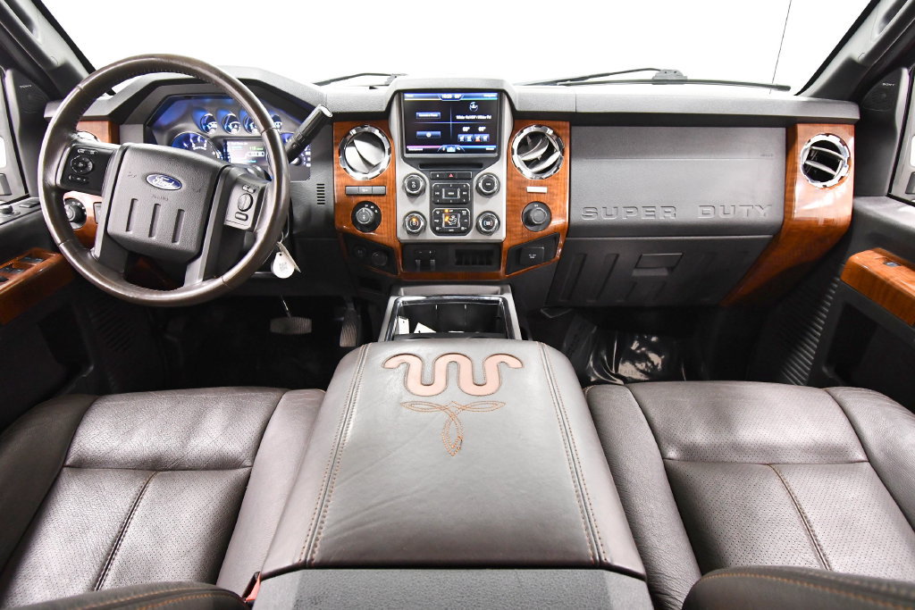 Used 2016 Ford F350 4x4 Crew Cab Super Duty image 3