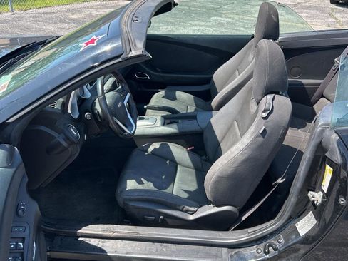 Used 2015 Chevrolet Camaro LT RWD image 16