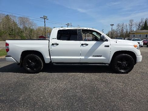 Used 2016 Toyota Tundra Limited AWD/4WD image 8