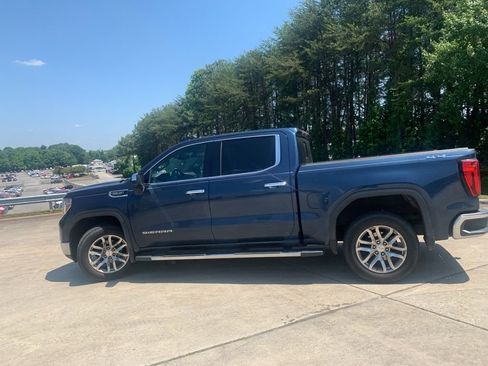 Used 2020 GMC Sierra 1500 SLT w/ SLT Premium Plus Package AWD/4WD image 10