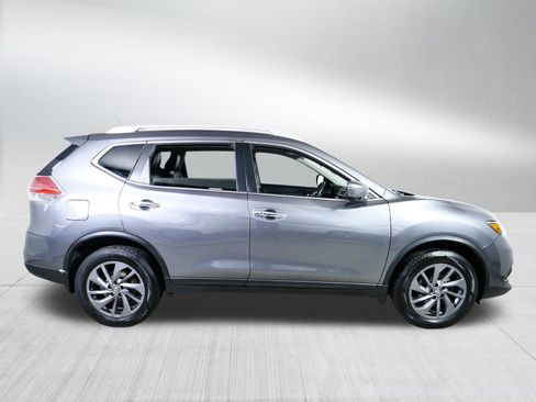 Used 2016 Nissan Rogue SL w/ SL Premium Package AWD/4WD image 8