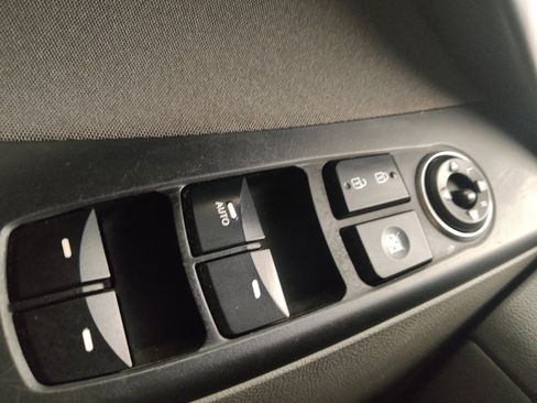 Used 2016 Hyundai Elantra SE w/ Option Group 02 image 27