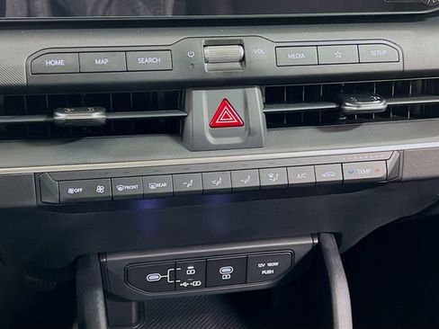 New 2026 Kia K4 LXS image 15