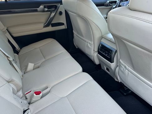 Used 2022 Lexus GX 460 Luxury w/ Off Road Package AWD/4WD image 33