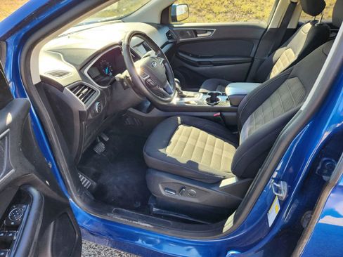 Used 2018 Ford Edge SEL image 11