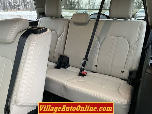 Used 2021 Ford Expedition Platinum image 29