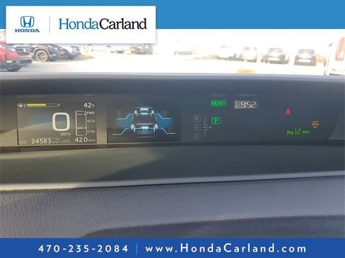Used 2020 Toyota Prius XLE image 18