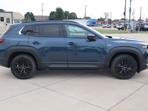 Used 2025 MAZDA CX-50 AWD 2.5 Hybrid w/ Premium Pkg image 4