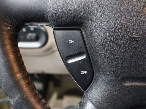 Used 2003 Ford Explorer XLT image 29