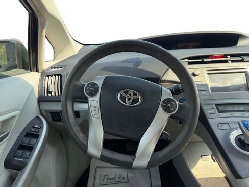 Used 2012 Toyota Prius Two FWD image 13