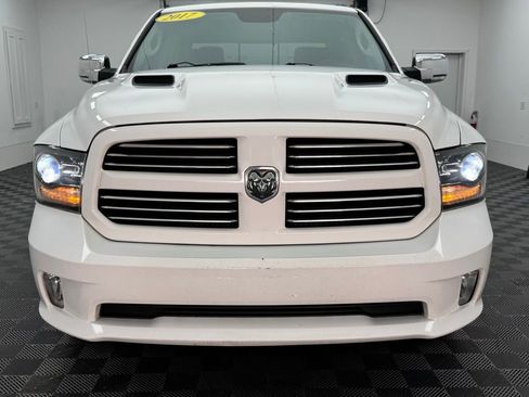 Used 2017 RAM 1500 Sport image 12