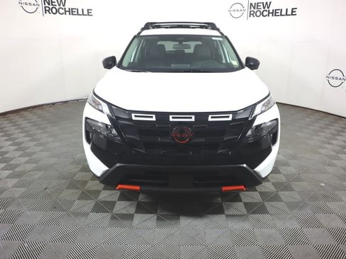 New 2026 Nissan Rogue SV AWD/4WD image 2