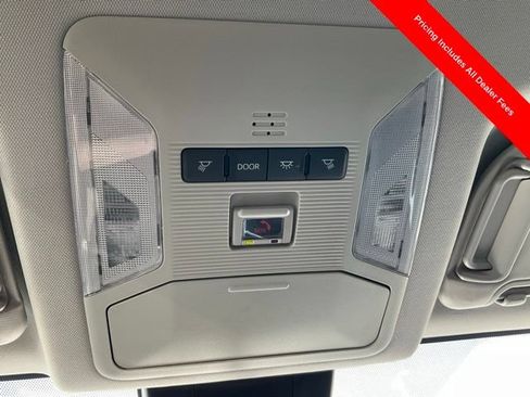 Used 2025 Toyota RAV4 XLE FWD image 19