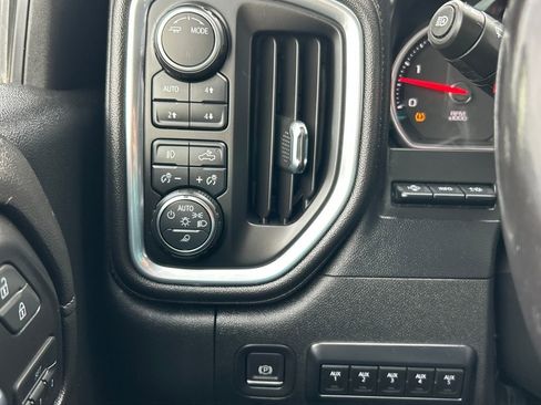 Used 2020 Chevrolet Silverado 2500 LTZ w/ LTZ Premium Package image 15