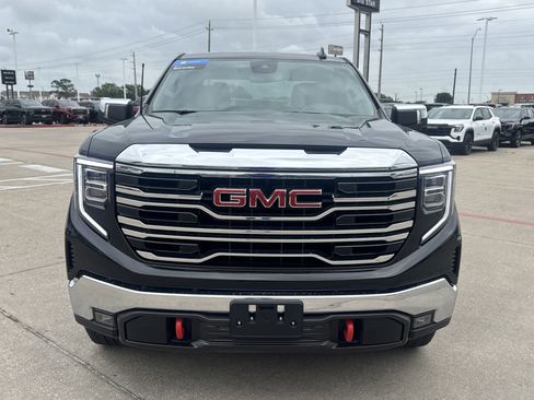 Used 2025 GMC Sierra 1500 SLT image 17