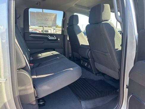 New 2026 GMC Sierra 2500 SLE w/ SLE Value Package; image 19