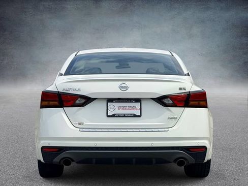 Used 2021 Nissan Altima 2.5 SR AWD/4WD image 3