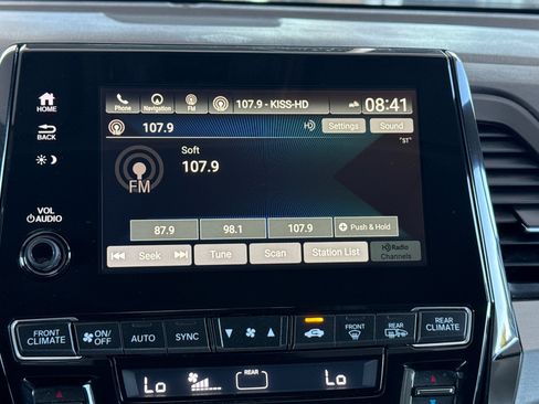Used 2021 Honda Odyssey Touring image 19