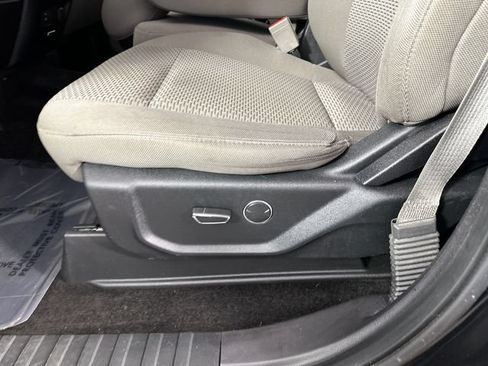 Used 2018 Ford F150 XLT w/ Equipment Group 301A Mid AWD/4WD image 19