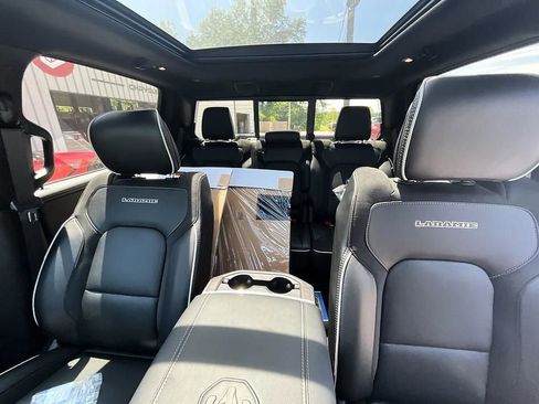 New 2026 RAM 1500 Laramie AWD/4WD image 34