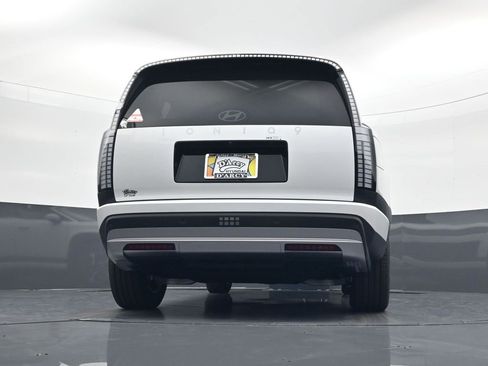 New 2026 Hyundai Ioniq 9 S image 27