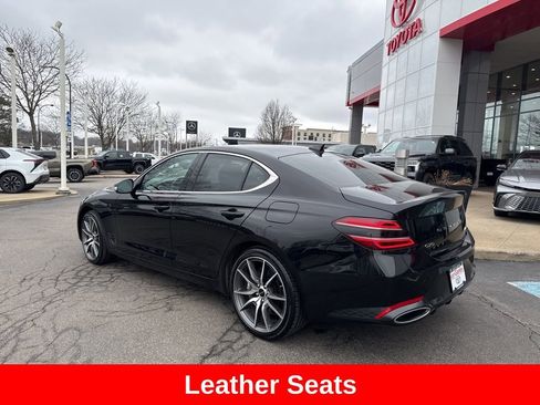 Used 2025 Genesis G70 2.5T image 5