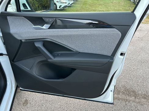 New 2026 Volkswagen Tiguan S FWD image 41