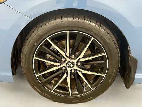 Used 2024 Toyota Camry SE FWD image 26