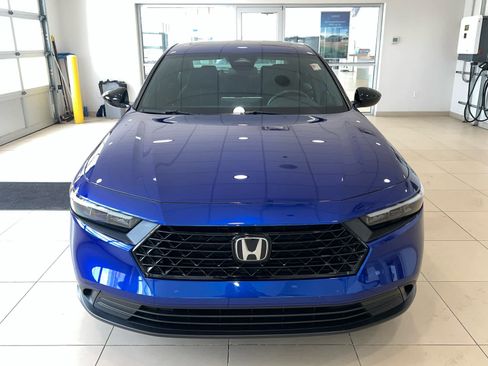 Used 2023 Honda Accord Sport image 12