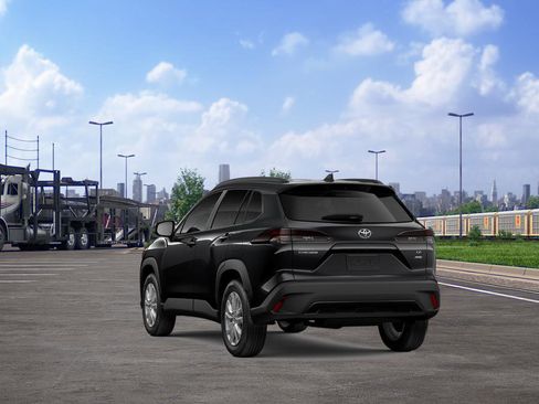 New 2026 Toyota Corolla Cross LE w/ Moonroof Package image 8